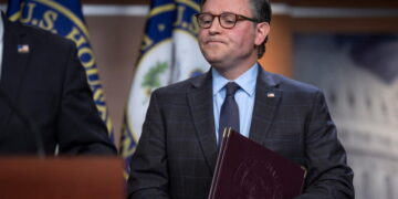 House passes short-term funding bill to avoid a shutdown before the election