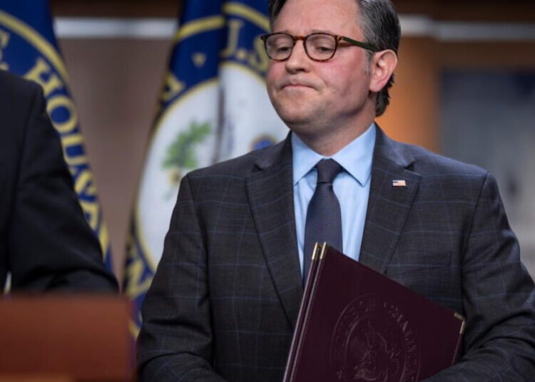 House passes short-term funding bill to avoid a shutdown before the election