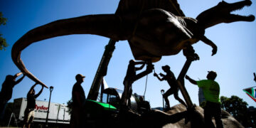 A Nearly 200-Year-Old Museum Known for Its T. Rex Faces Extinction