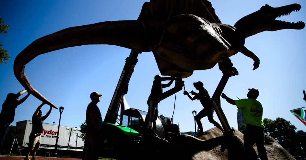 A Nearly 200-Year-Old Museum Known for Its T. Rex Faces Extinction