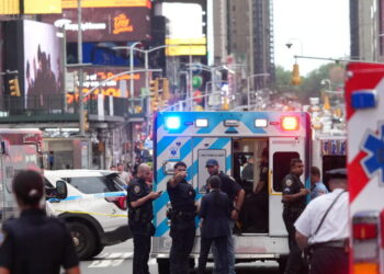 As Families Mourn, Police Seek Answers in Fatal Times Square Attack