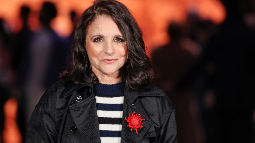 Julia Louis-Dreyfus Admits She Was Never a ‘Friends’ Fan: ‘I’ve Seen Bits and Bobs’