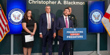 Couple in Florida Kept 4 Children Inside Truck for Years, Prosecutors Say