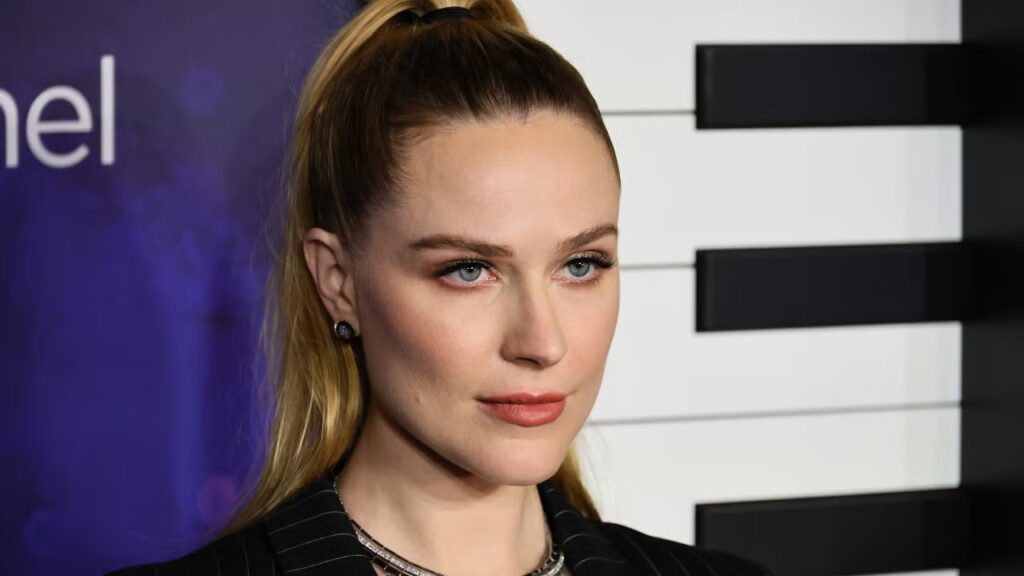 Evan Rachel Wood Calls Out ‘Practical Magic’ Co-Stars:  ‘No One Who Worked on the Original Film’ Talked to Her About Sequel