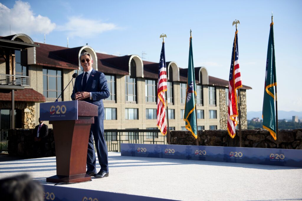 Bessent says U.S. plan to ‘asphyxiate’ Iran’s economy has allies’ support