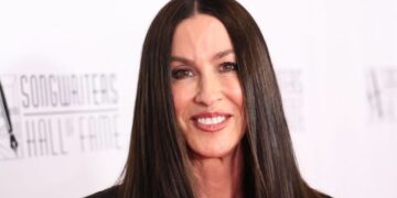 Alanis Morissette Accuses Former Tour Manager of ‘Calculated Blackmail Campaign’ in Extortion Lawsuit