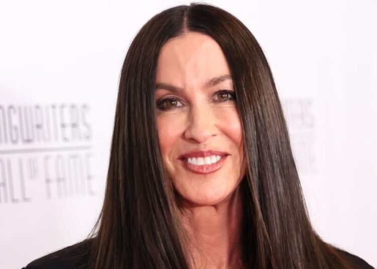 Alanis Morissette Accuses Former Tour Manager of ‘Calculated Blackmail Campaign’ in Extortion Lawsuit