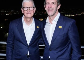 Apple CEO John Ternus started Tuesday. His $55 million award starts next year