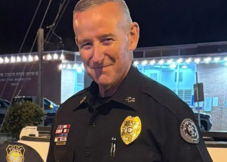 Officials in Mississippi City Fire Police Chief Over Racist Texts