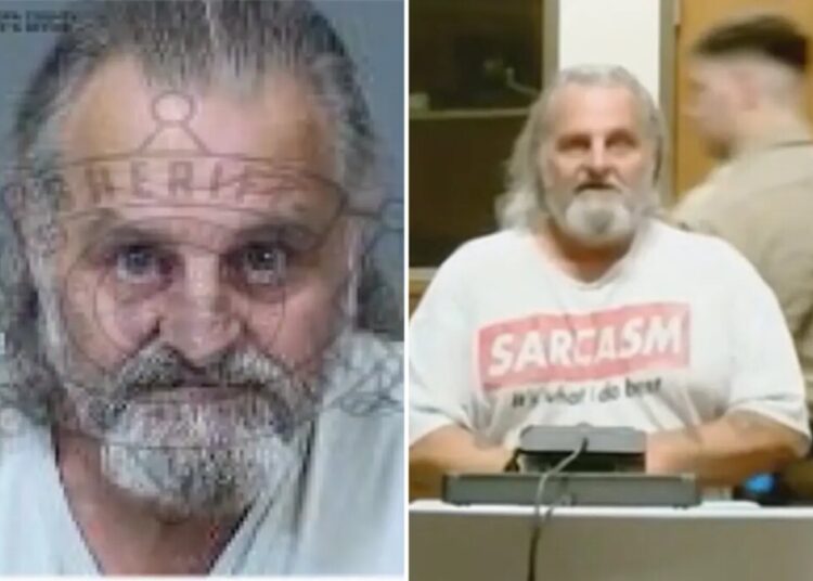 Arizona bum left elderly mother to die in deplorable conditions, while sexting, pocketing her Social Security checks: docs