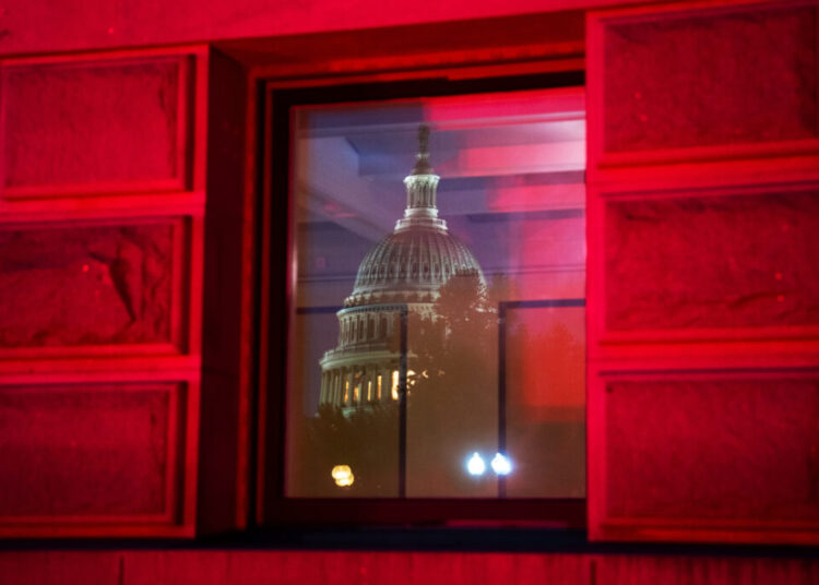 Poll shows nearly 90% of Americans believe government corruption is widespread