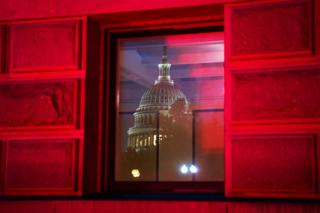 Poll shows nearly 90% of Americans believe government corruption is widespread