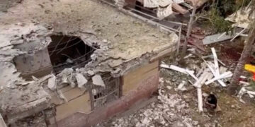 U.S. and Iran Survey the Damage After a Night of Intense Strikes