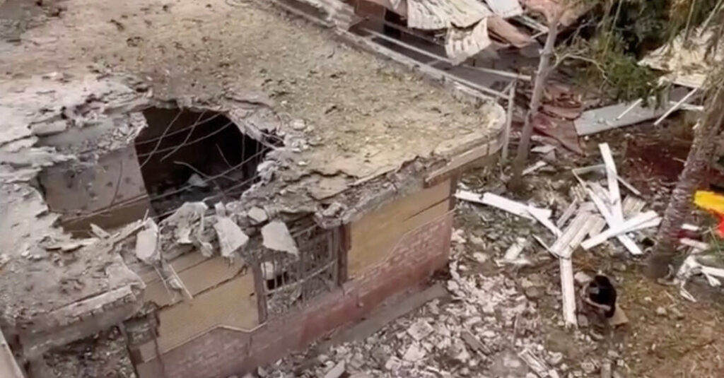 U.S. and Iran Survey the Damage After a Night of Intense Strikes