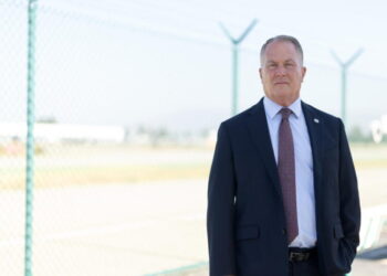 Bezos, Judge Judy, Rihanna: L.A. County tax collector goes after celebrities’ jets