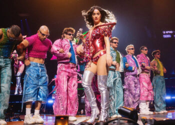 ‘Katy Perry: The Lifetimes Tour’ Review: Back to Space She Goes