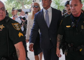 Tiger Woods pleads guilty to reckless driving, loses driver’s license for five years