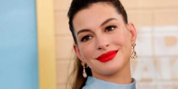 Anne Hathaway spurs massive MAGA meltdown — with call for kindness she made four years ago