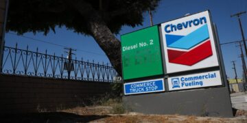 Chevron makes its own deal to double Venezuelan production