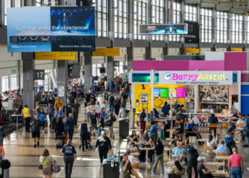 Southwest, a Low-Cost Mainstay, Will Open Premium Airport Lounges
