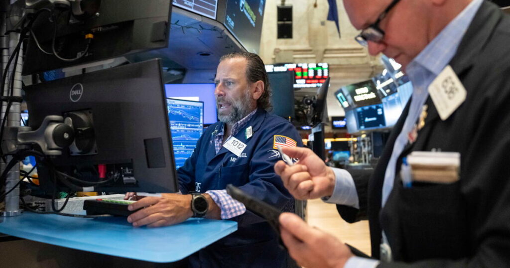 Wall Street rises as tech stocks climb and oil prices, bond yields hold relatively steady