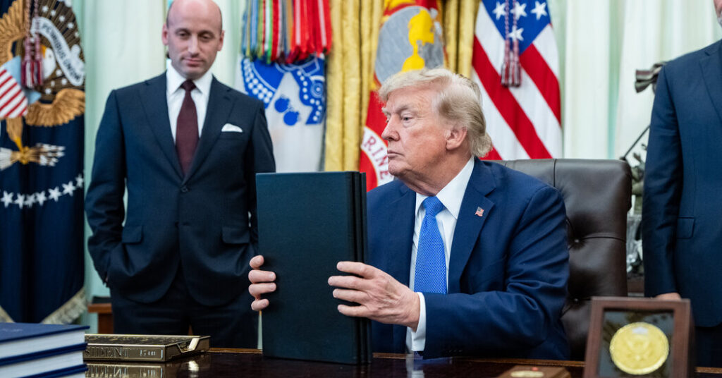 Judge Blocks Trump’s Second Try to Restrict Birthright Citizenship