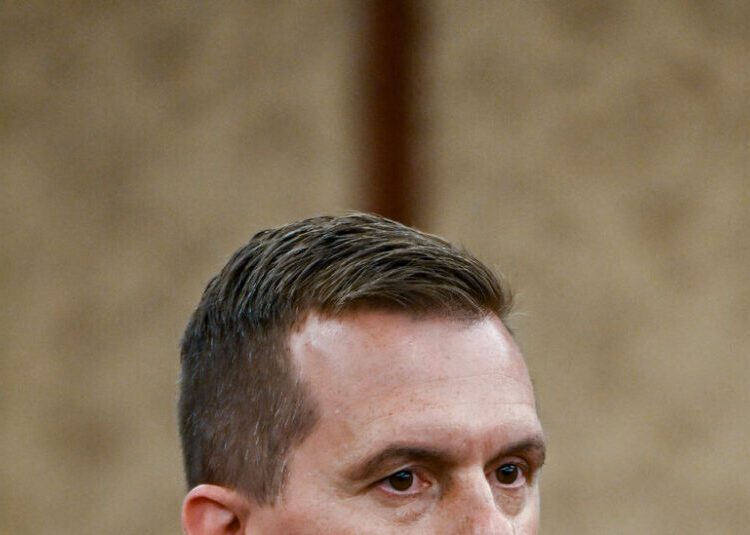 As Midterms Loom, Democrats Feud Over Defections