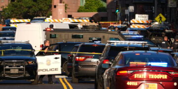 2 people were killed and suspect is dead in downtown Minneapolis shooting