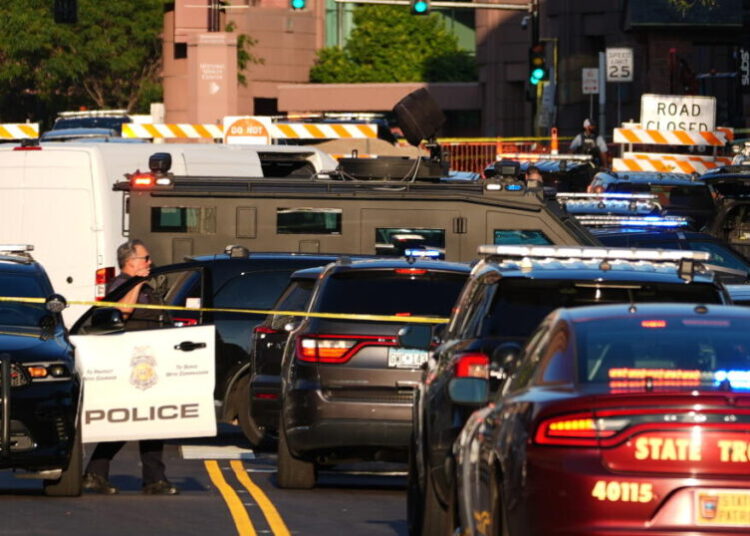 2 people were killed and suspect is dead in downtown Minneapolis shooting