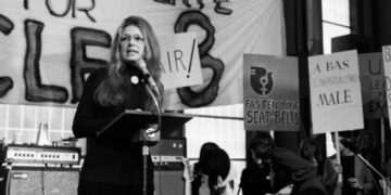 Gloria Steinem, Personification of the Women’s Movement, Dies at 92
