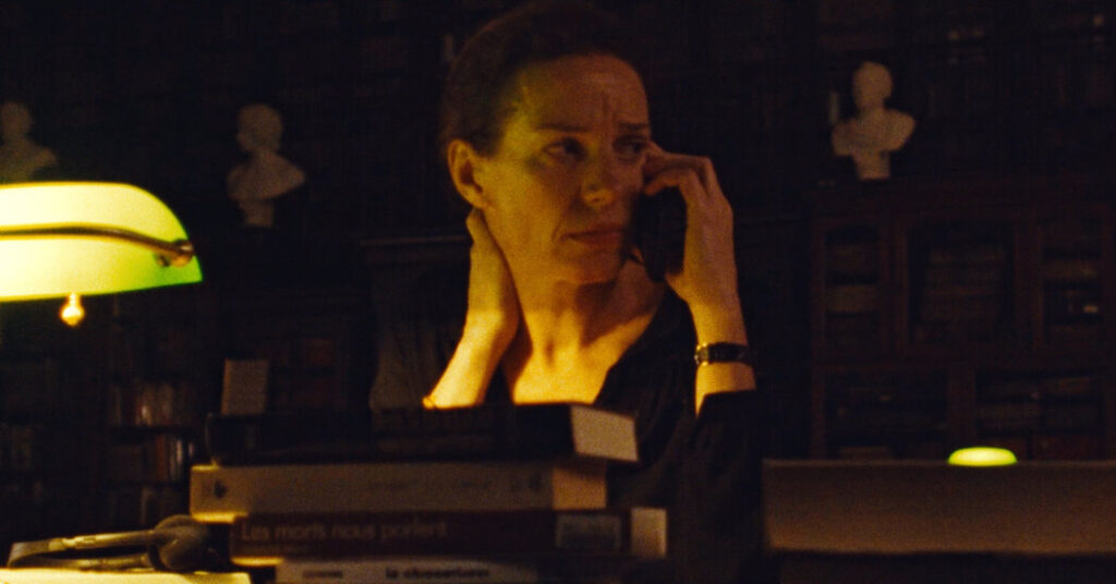 ‘Chronovisor’ Review: A Late-Night Occult Mystery