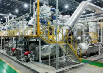 China Installing Huge Facility That Turns Plastic Waste Into Jet Fuel