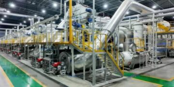 China Installing Huge Facility That Turns Plastic Waste Into Jet Fuel