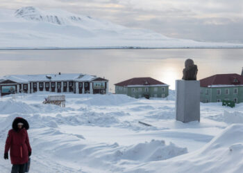 Norway Seizes Russian Research Ship in the High Arctic