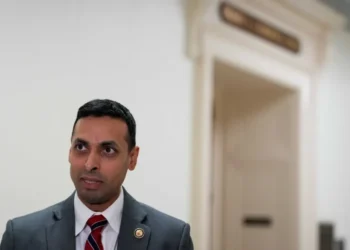 Dem stunned after FBI and DOJ admit to suspiciously timed wiretapping scheme: report