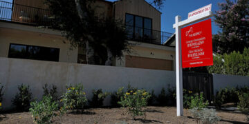 Mortgage Rates Climb to Highest Level Since July 2025