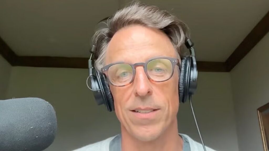 Seth Meyers Roasts Trump’s Lake Ontario Rebrand as ‘Some Real Dork S—t’