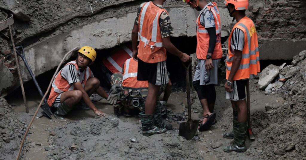 Workers Rescued From Tunnel in Nepal 9 Days After Flood