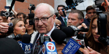 Judge in Clancy Trial to Hold Inquiry Into Holdout Juror