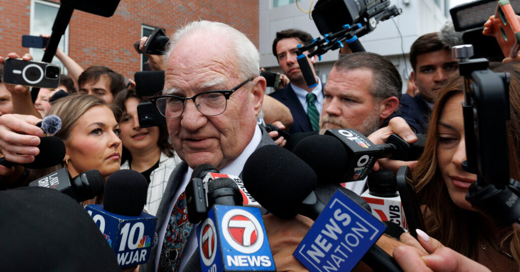 Judge in Clancy Trial to Hold Inquiry Into Holdout Juror