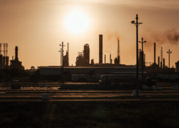Behind the Investigations Into the Venezuelan Oilman Partnering With Trump