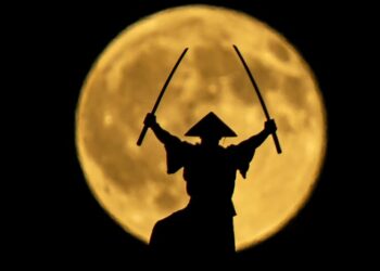 Photos of the Week: Nomad Games, Pushkin Puppet, Lunar Simulation