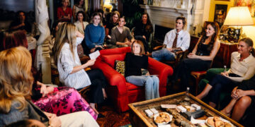 Gloria Steinem Stayed Positive, Even as the Manosphere Took Hold