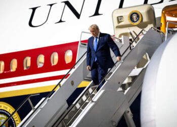 Trump Plans to Use Qatari Jet for Another Overseas Flight Despite Security Concerns
