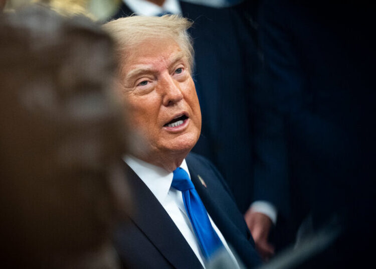Trump Threatens to Halt Some Trade Unless the Fed Cuts Rates