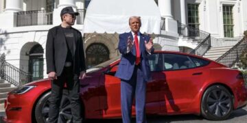 Trump admin slams brakes on Elon Musk’s Teslas with no brake