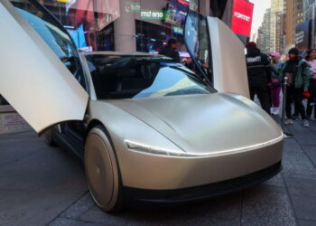 Tesla’s Cybercab launch triggers federal safety probe