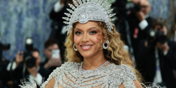 Beyoncé drops anniversary ‘B’Day’ album on her birthday, featuring Selena