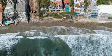 A billionaire was accused of stealing Malibu sand. Now he’s donating a new beach to the public