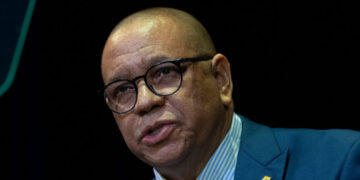 New Jersey Lt. Governor Is Said to Be Under Ethics Investigation